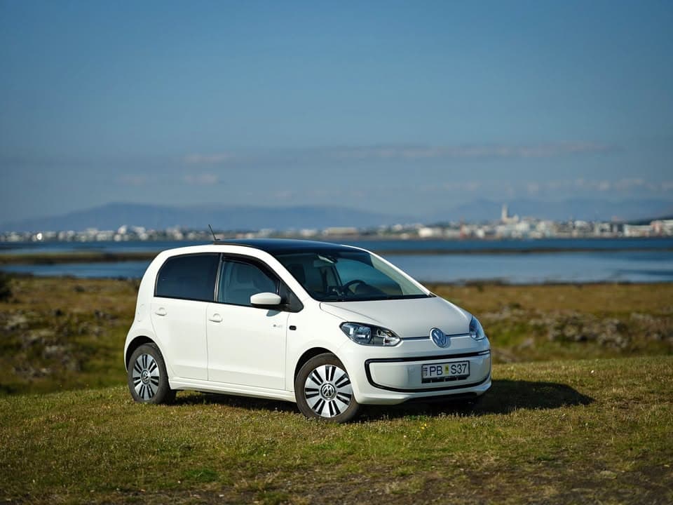 2016 Volkswagen e-up!