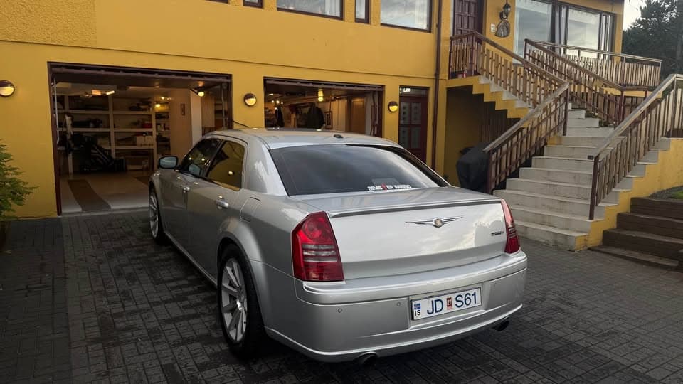 2006 Chrysler 300C SRT8