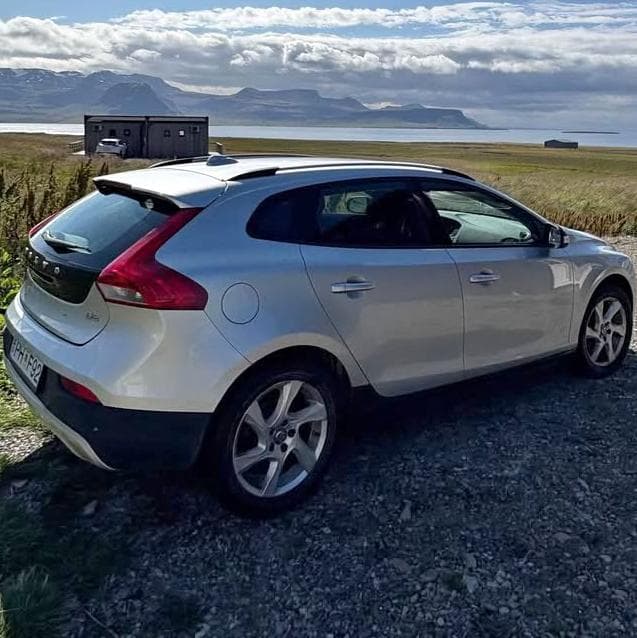 2015 Volvo V40 Crosscountry