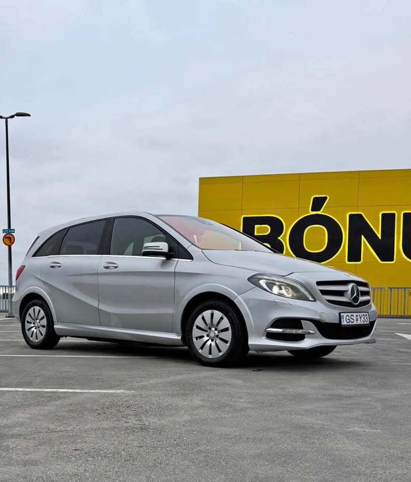 Mercedes-Benz B 250e