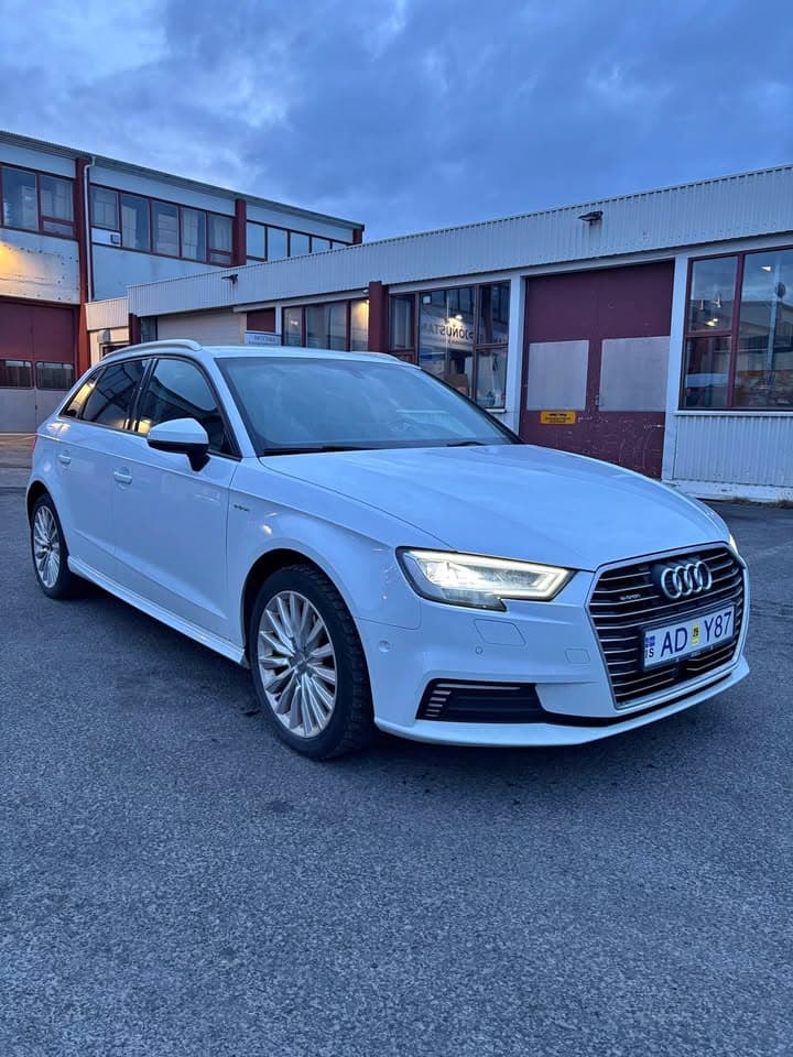 2017 Audi A3 e-tron