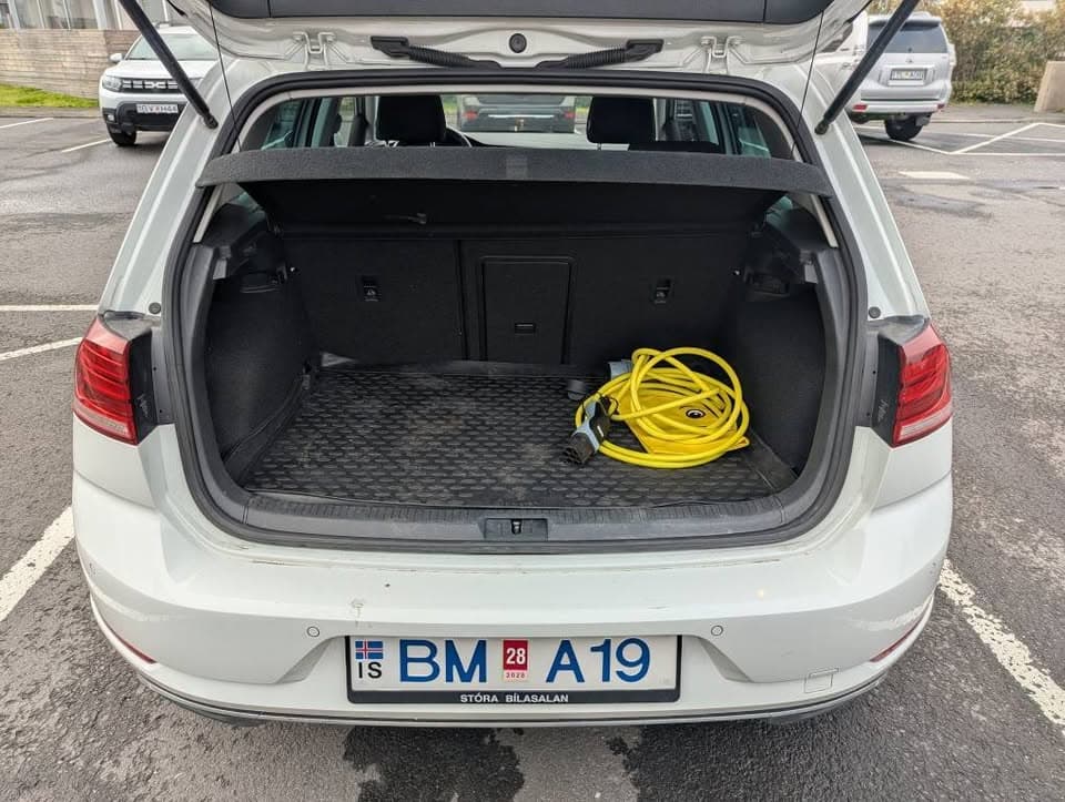 2020 Volkswagen e-Golf