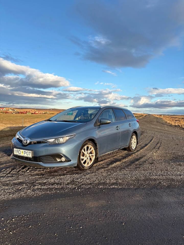 2015 Toyota Auris