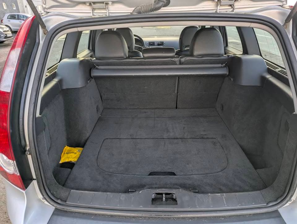 2005 Volvo V50