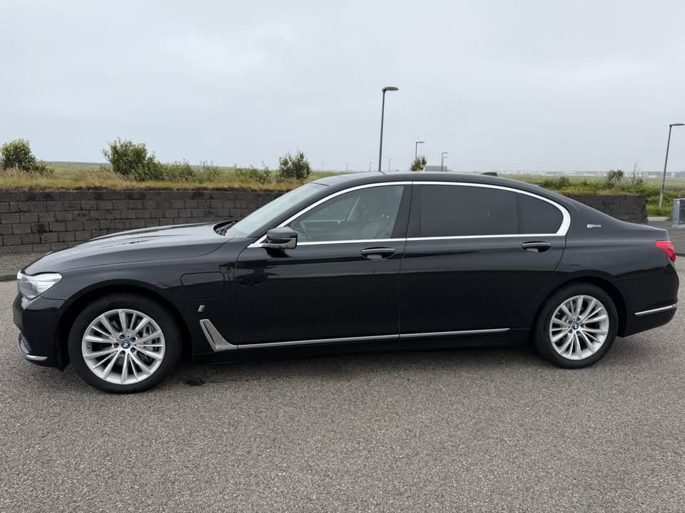 2017 BMW 7 Series 740LE xDrive
