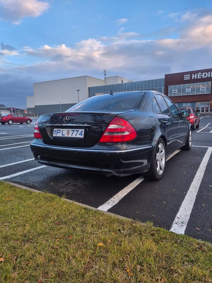 2002 Mercedes-Benz E500