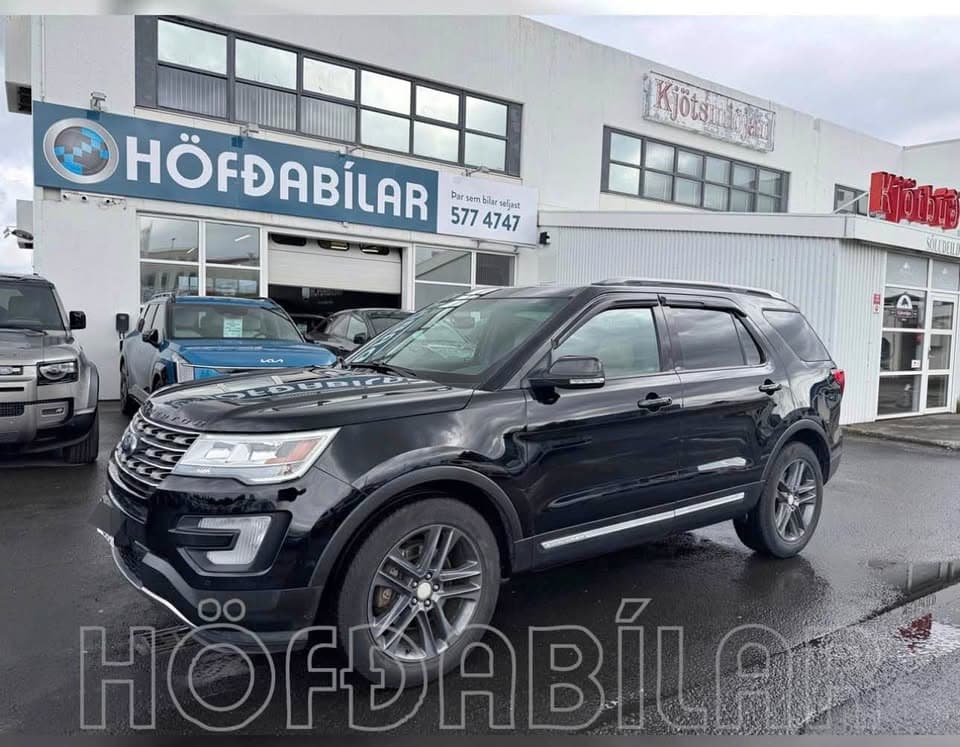 2016 Ford Explorer