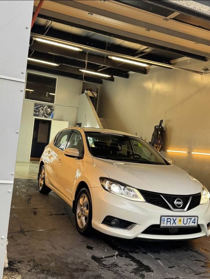 2017 Nissan Pulsar