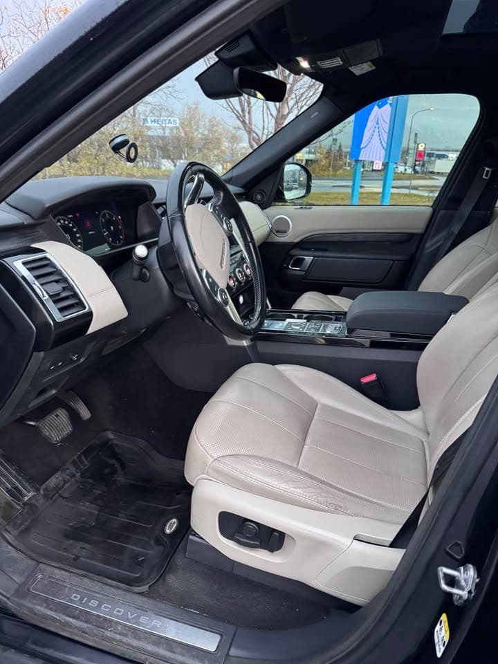 2018 Land Rover Discovery 5 HSE