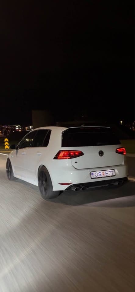 2015 Volkswagen Golf R