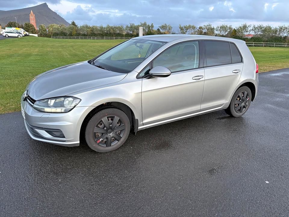 2017 Volkswagen Golf TSI