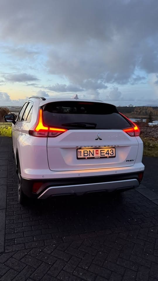 2022 Mitsubishi Eclipse Cross PHEV