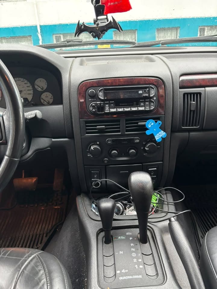 2004 Jeep Grand Cherokee