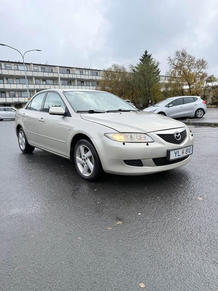 2004 Mazda 6