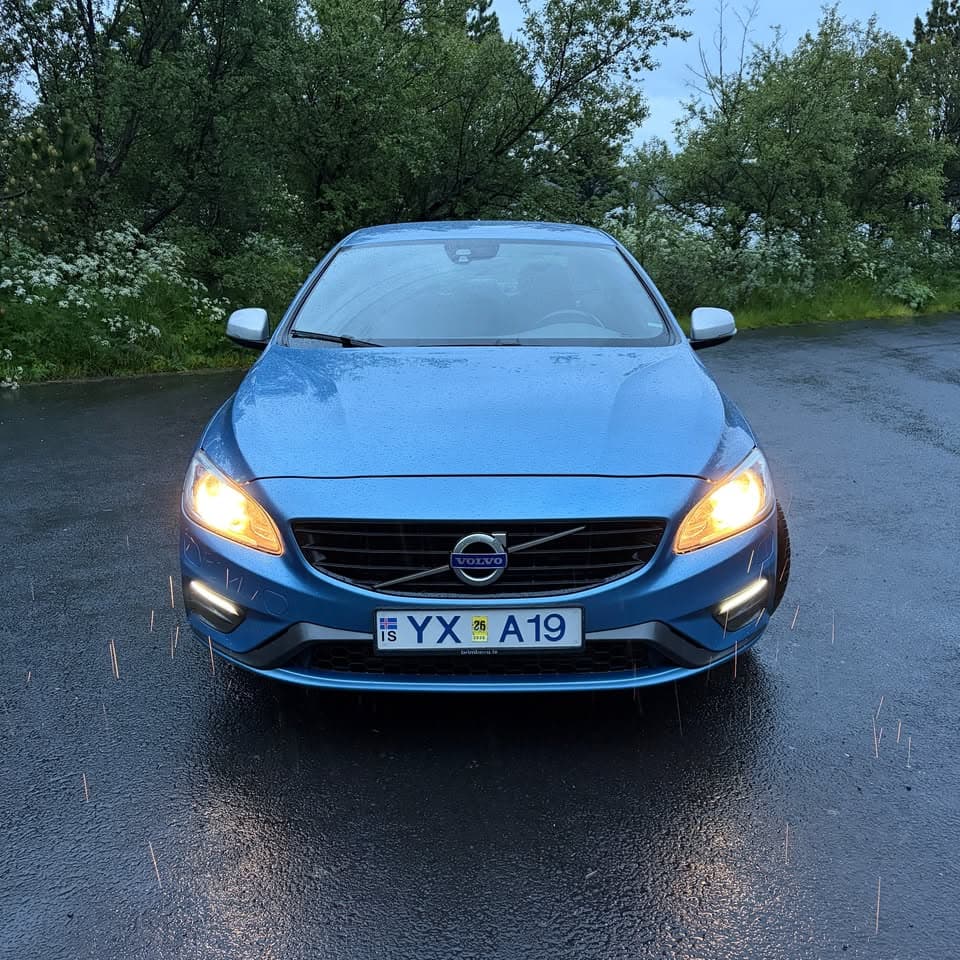 2015 Volvo S60 R-Design