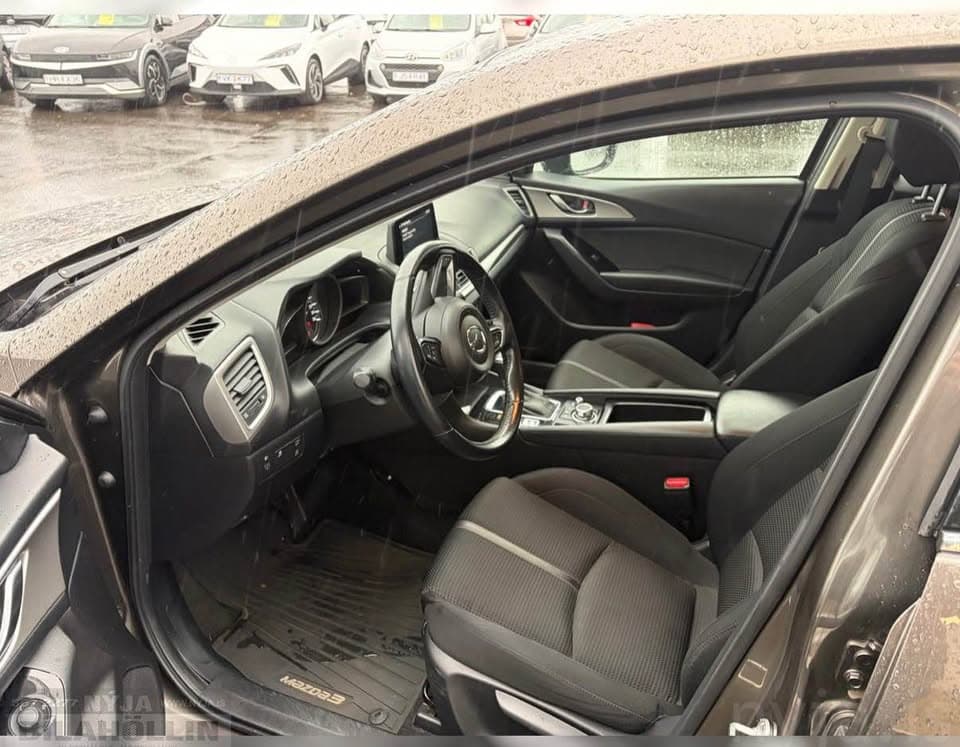 2017 Mazda 3
