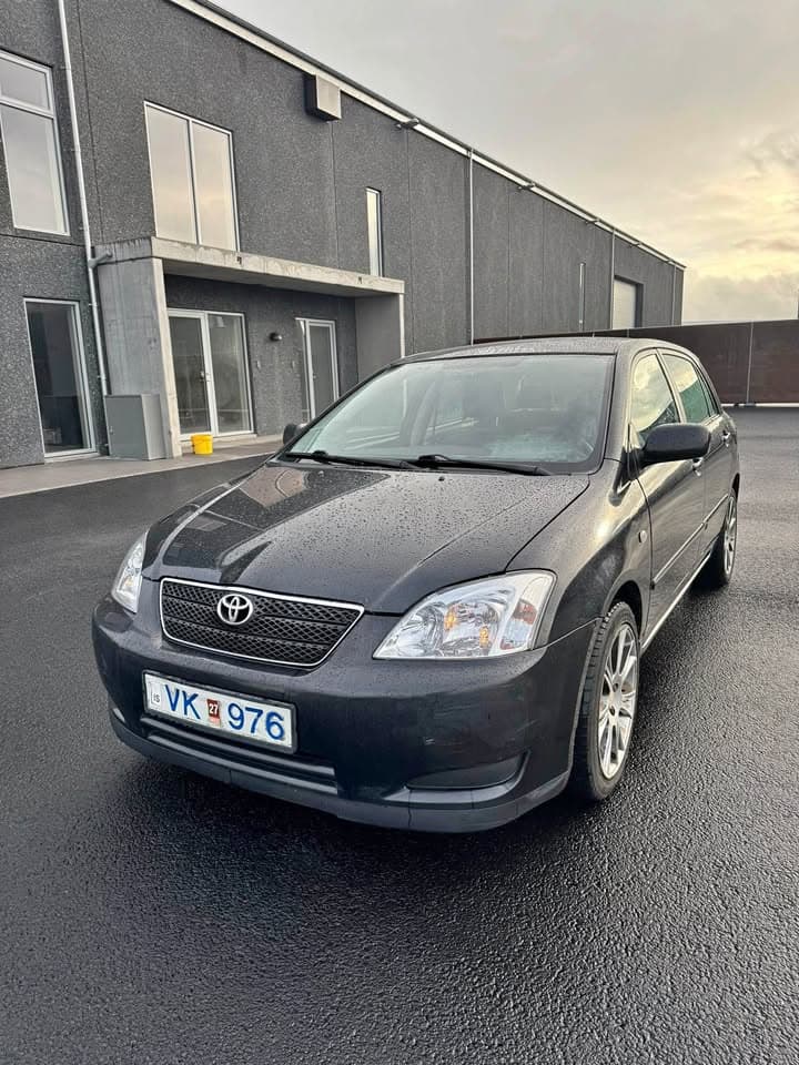 2003 Toyota Corolla