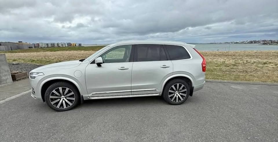 2021 Volvo XC90 T8 Recharge