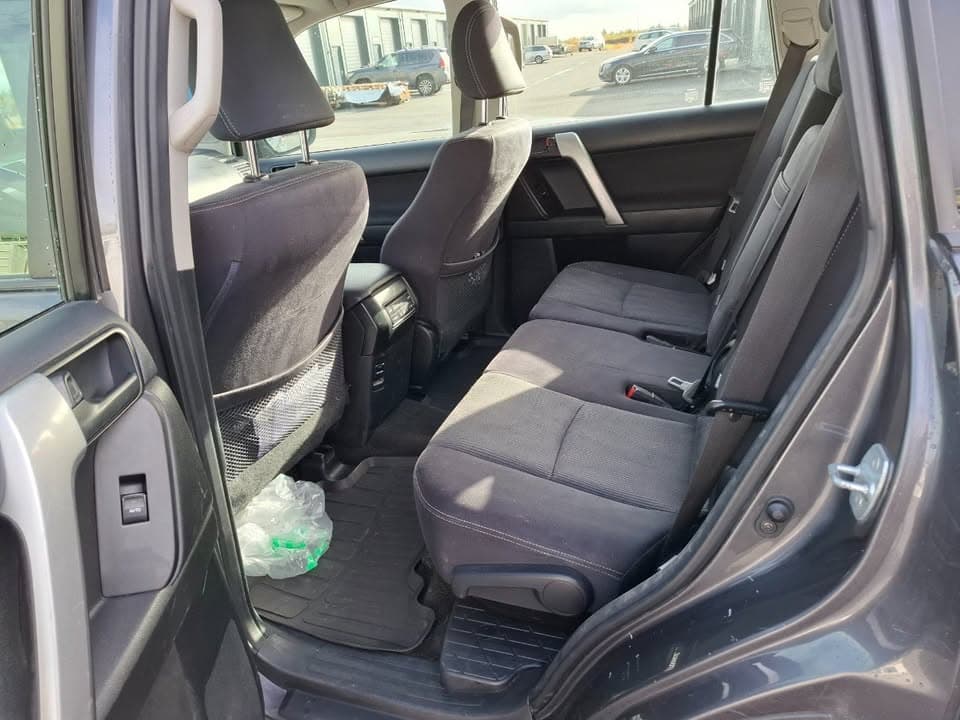 2018 Toyota Land Cruiser