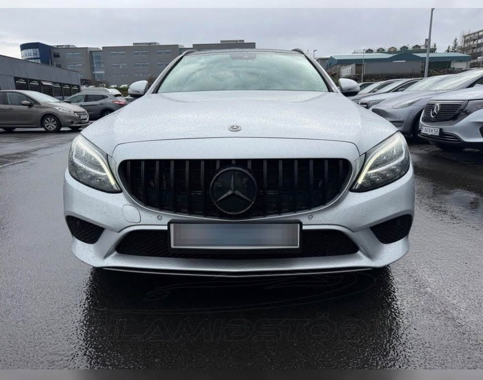 2019 Mercedes-Benz C-Class 300DE