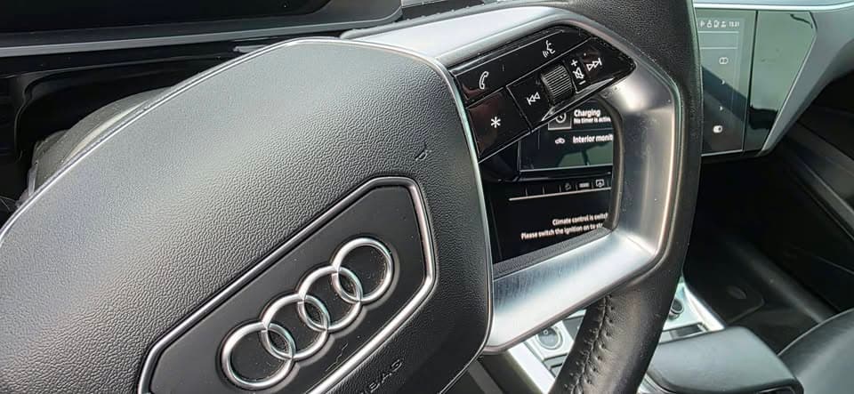 Audi e-tron 55