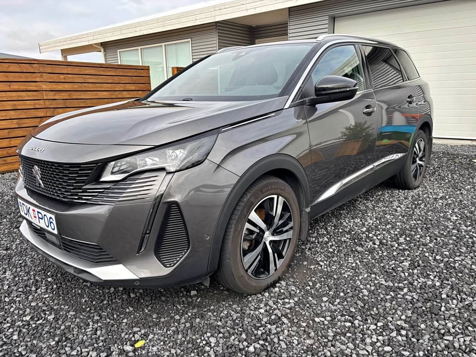 2022 Peugeot 5008 GT