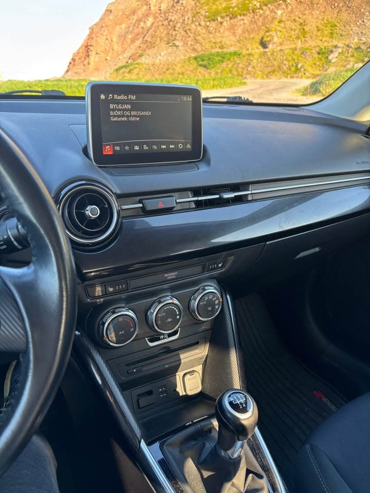 2016 Mazda 2
