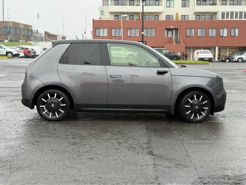 2020 Honda e