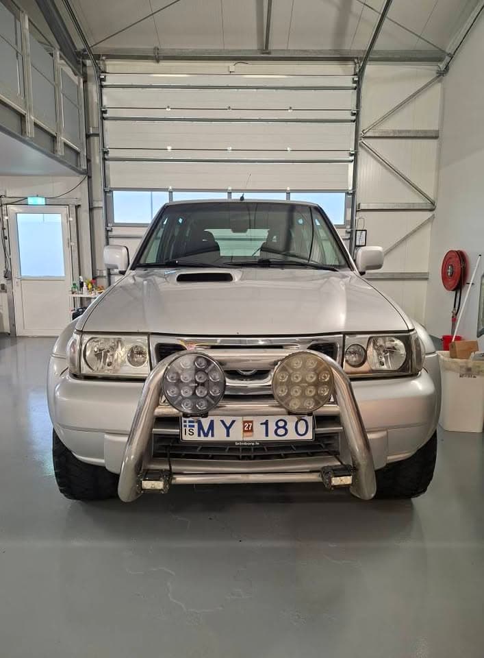 2005 Nissan Terrano