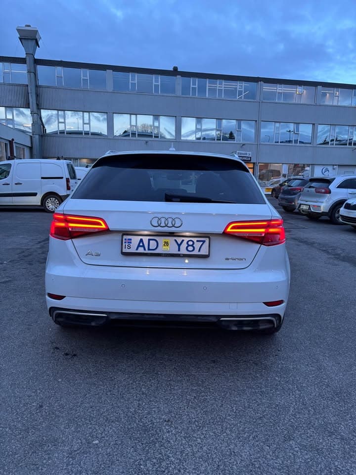 2017 Audi A3 e-tron