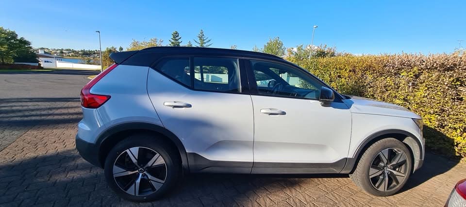 2021 Volvo XC40