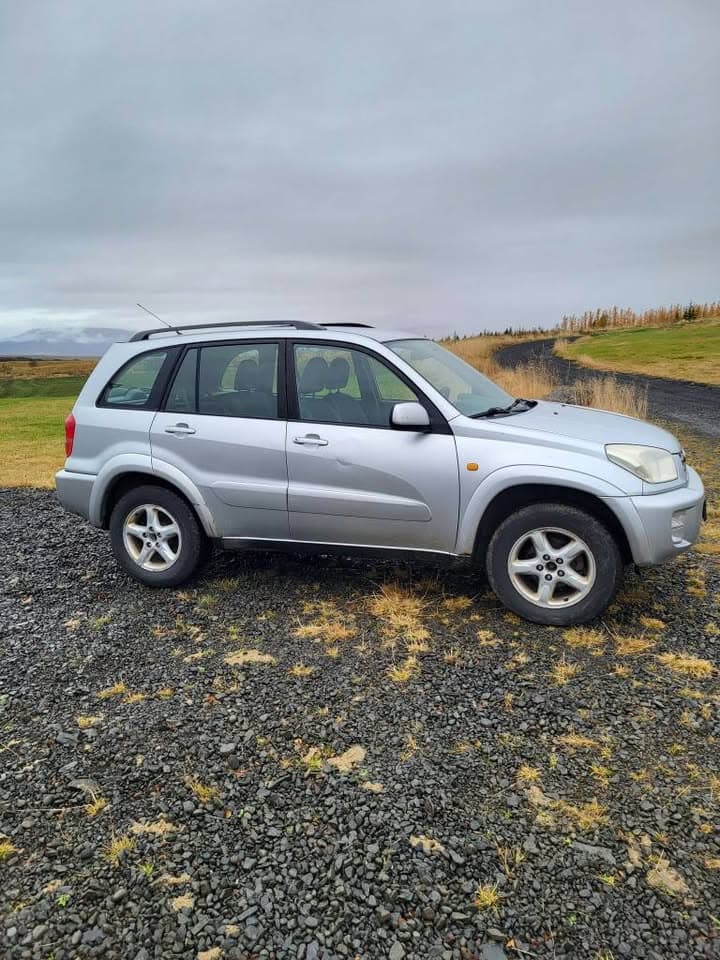 2000 Toyota RAV 4