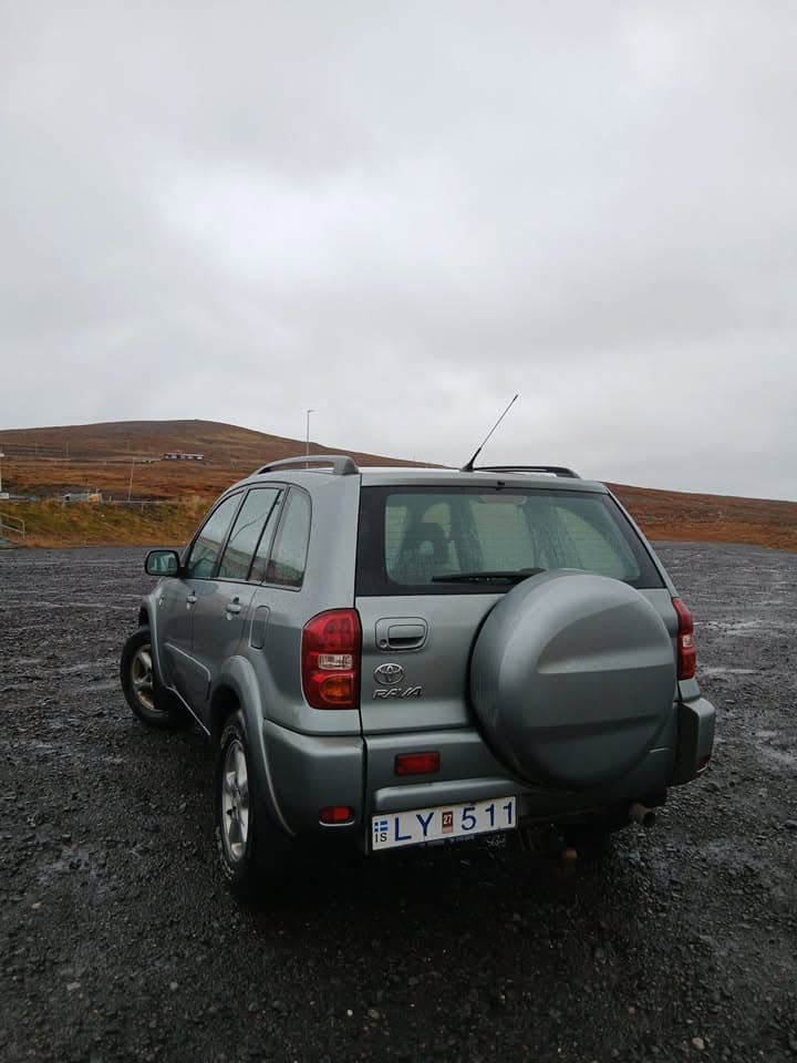 2005 Toyota RAV4