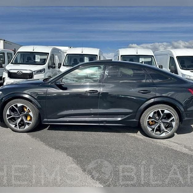 2022 Audi e-tron S 55 Sportback
