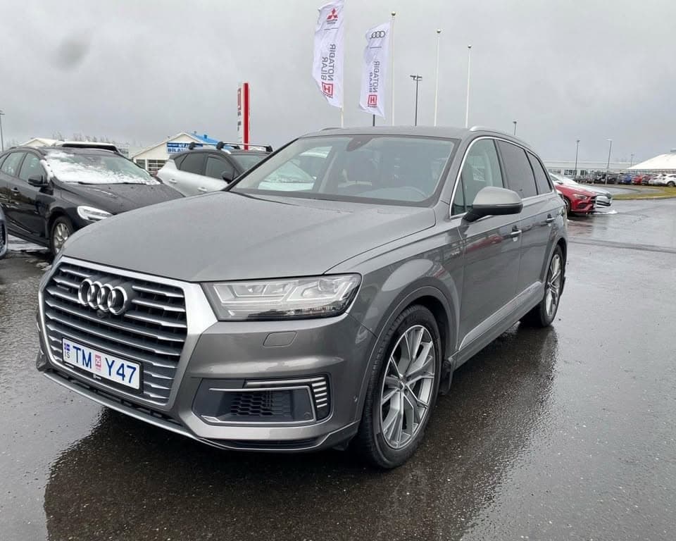 2017 Audi Q7 e-tron