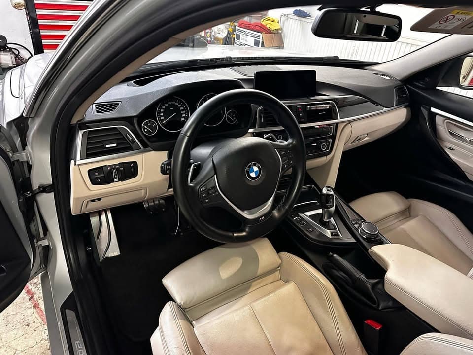 2016 BMW 3 Series 330e