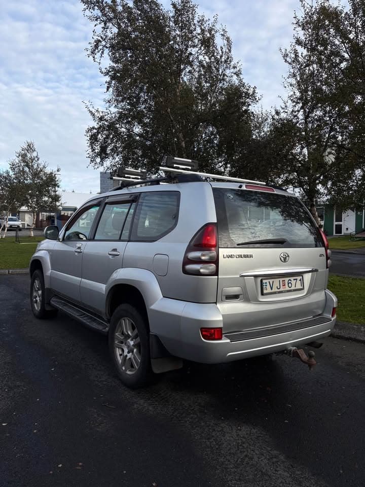 2004 Toyota Land Cruiser 120