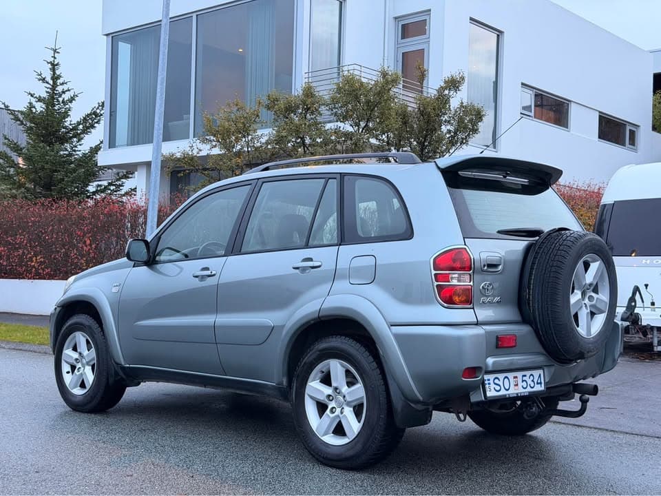 2005 Toyota RAV4