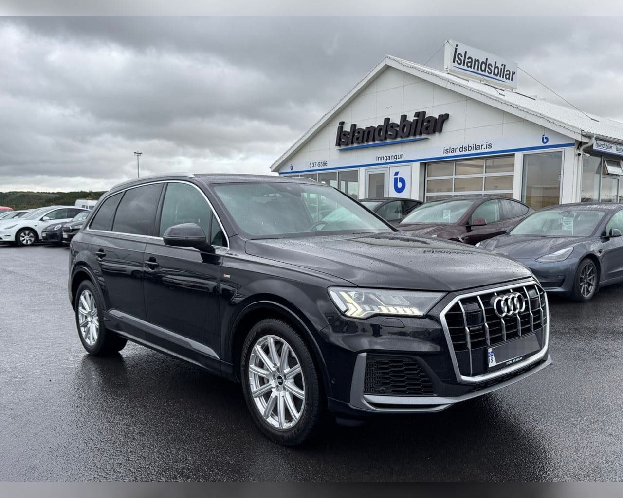 2021 Audi Q7 S-Line