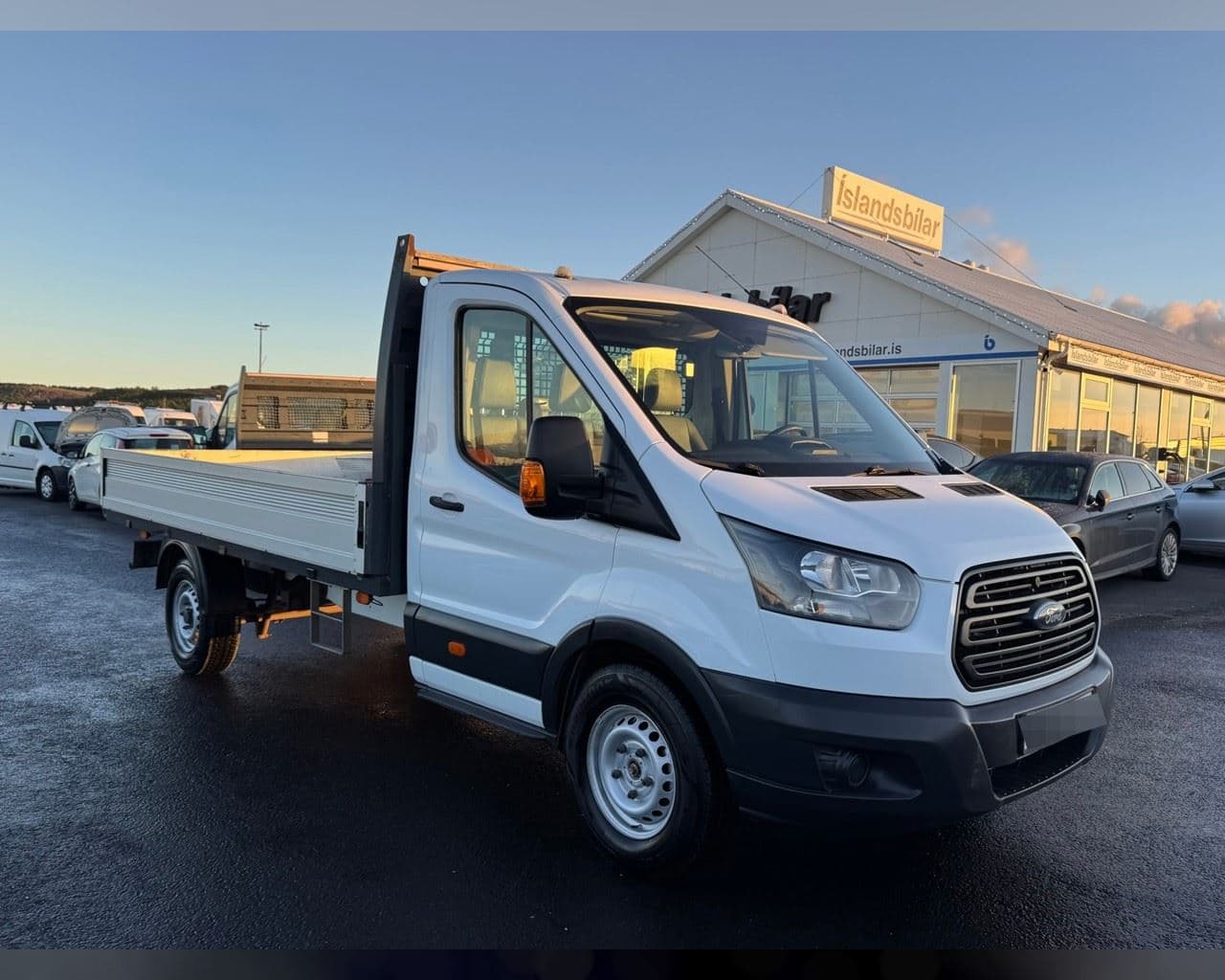 2018 Ford Transit Vinnuflokkabíll
