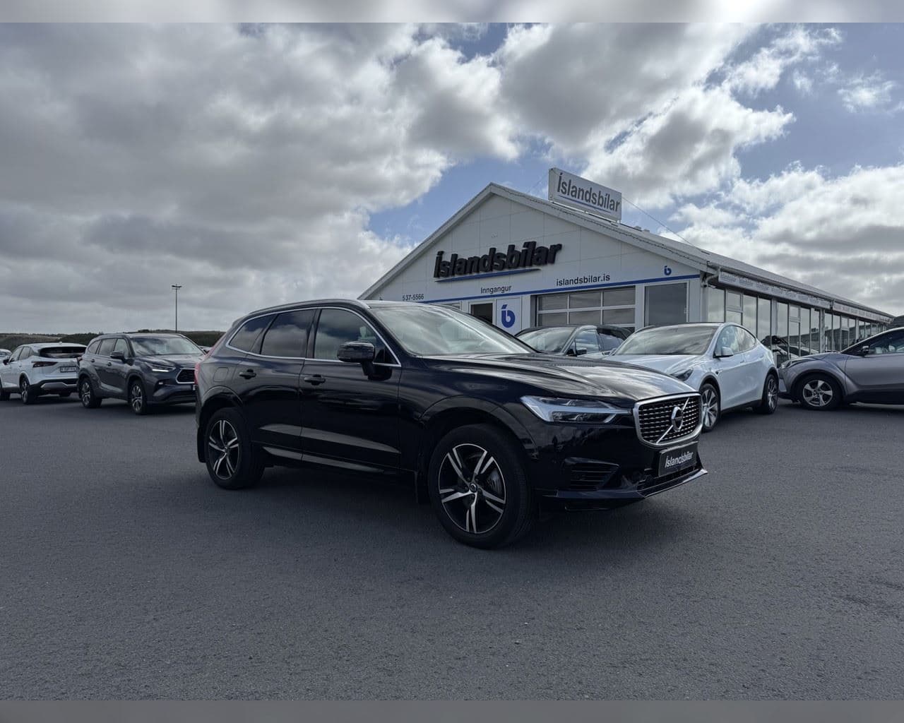2017 Volvo XC60 R-Design