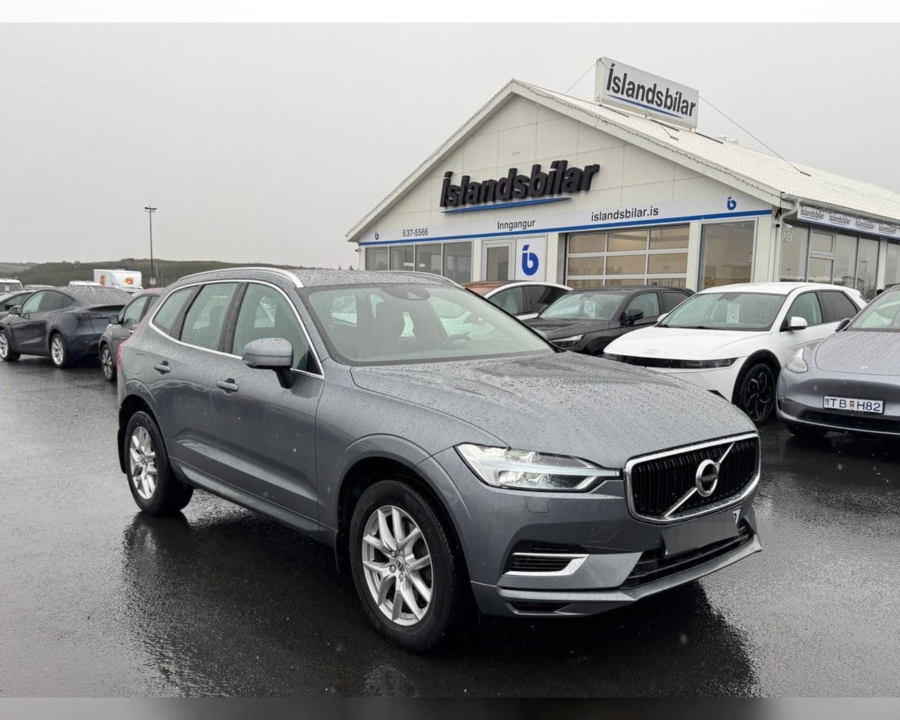 2018 Volvo XC60 Momentum