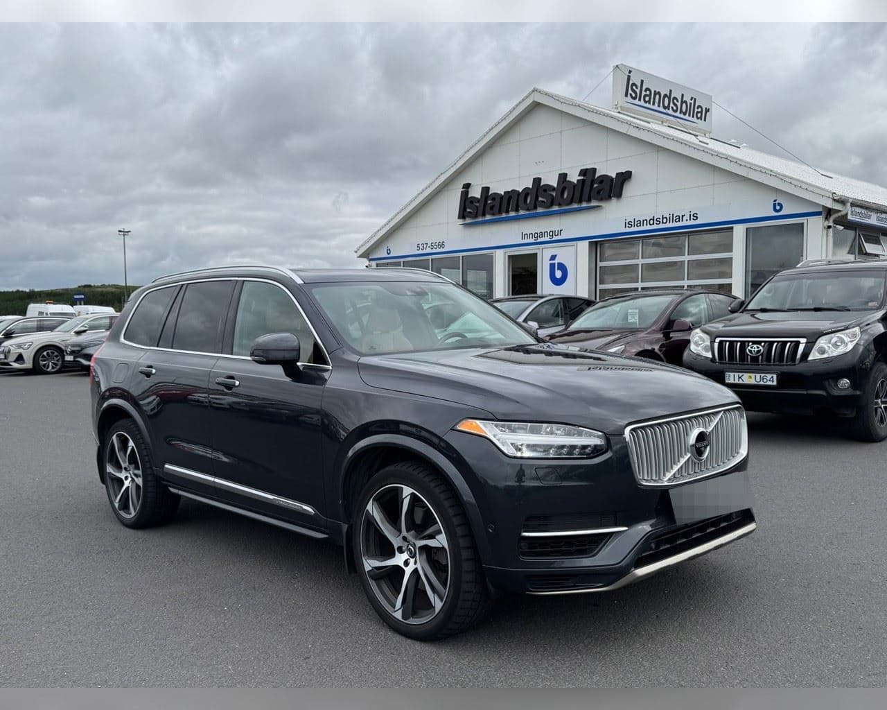 2018 Volvo XC90 Hybrid