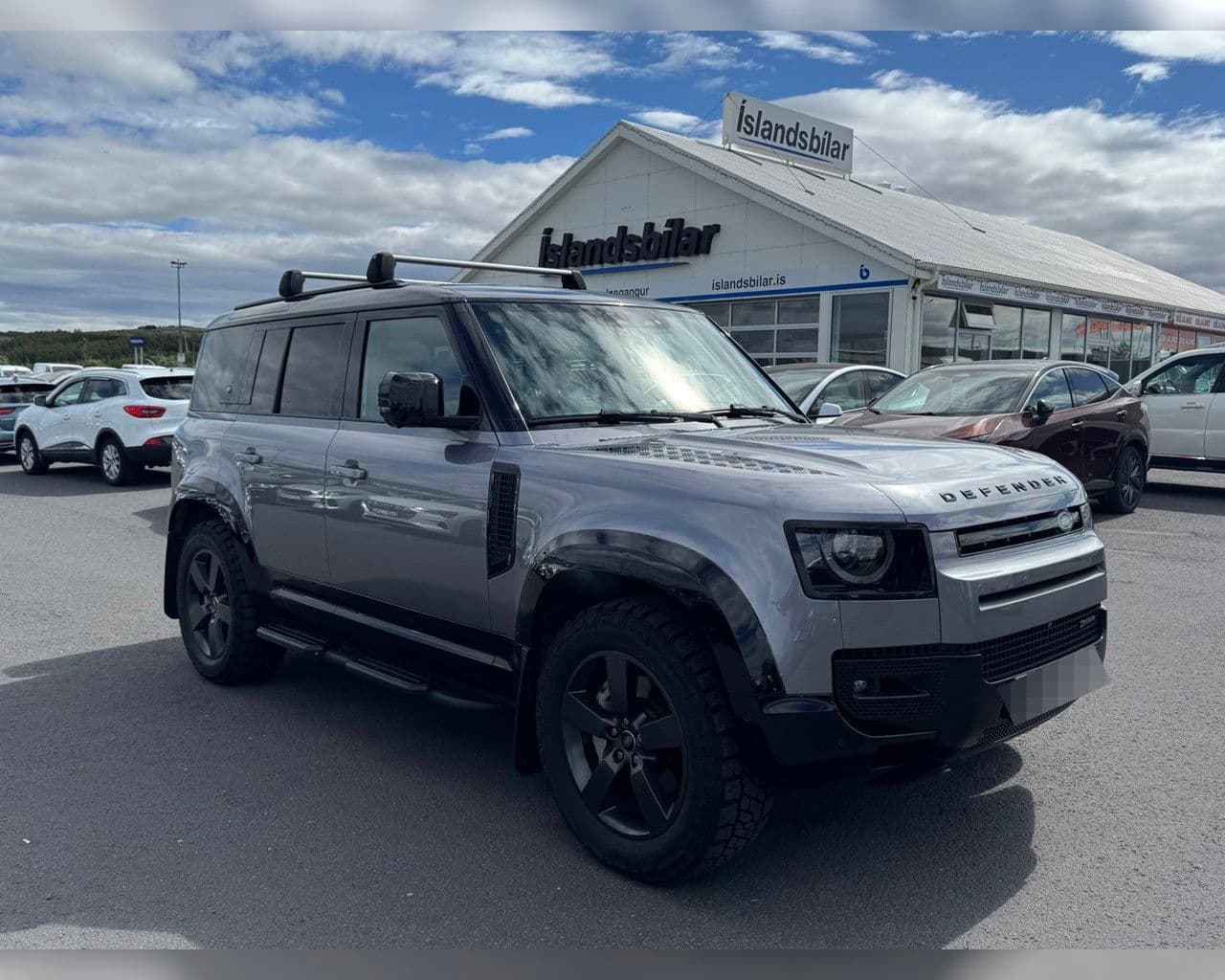 2023 Land Rover Defender