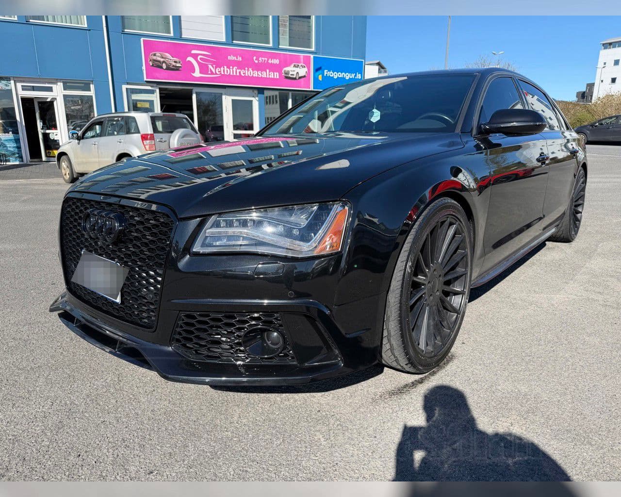 2012 Audi A8