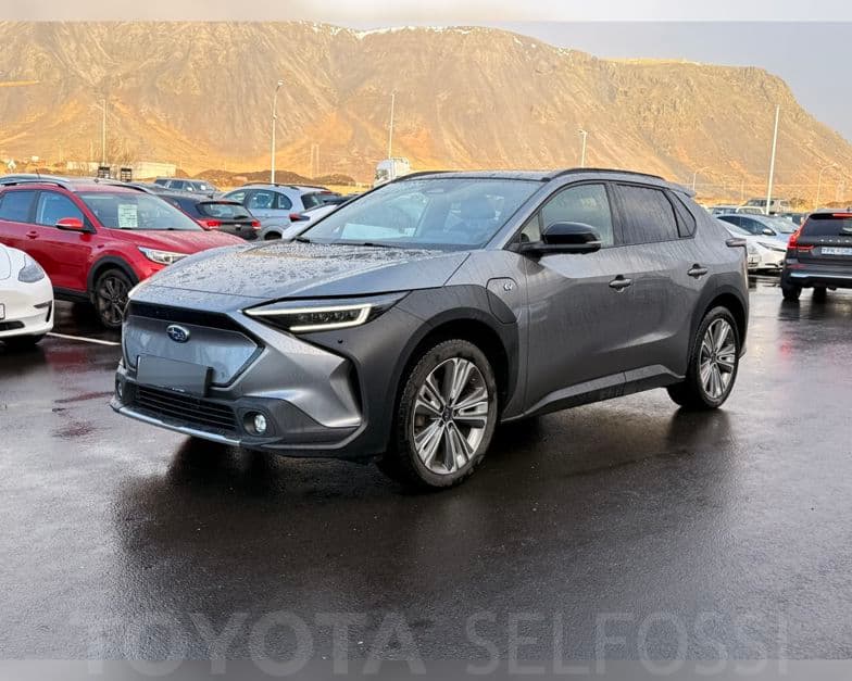 2023 Subaru Solterra LUX