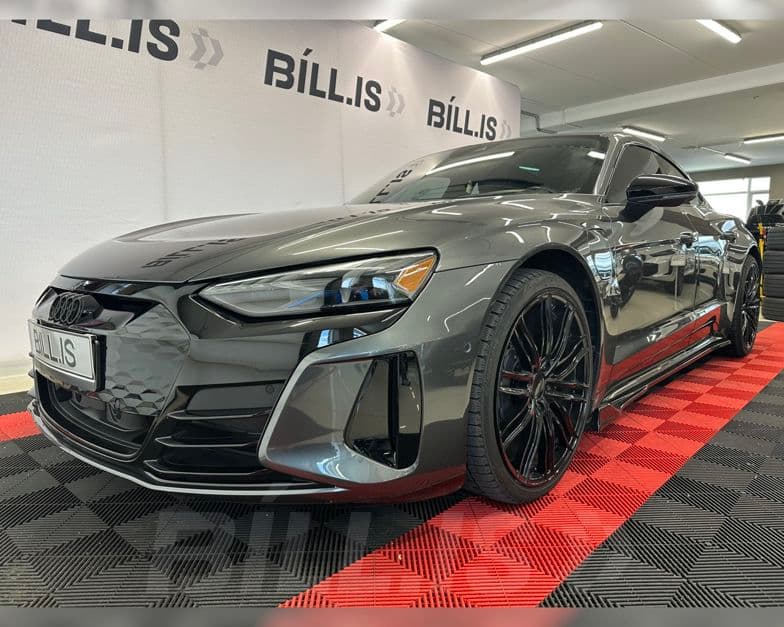 2022 Audi e-tron GT