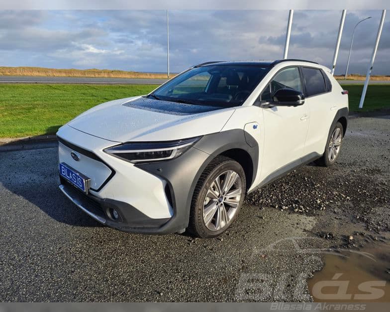 2023 Subaru Solterra LUX