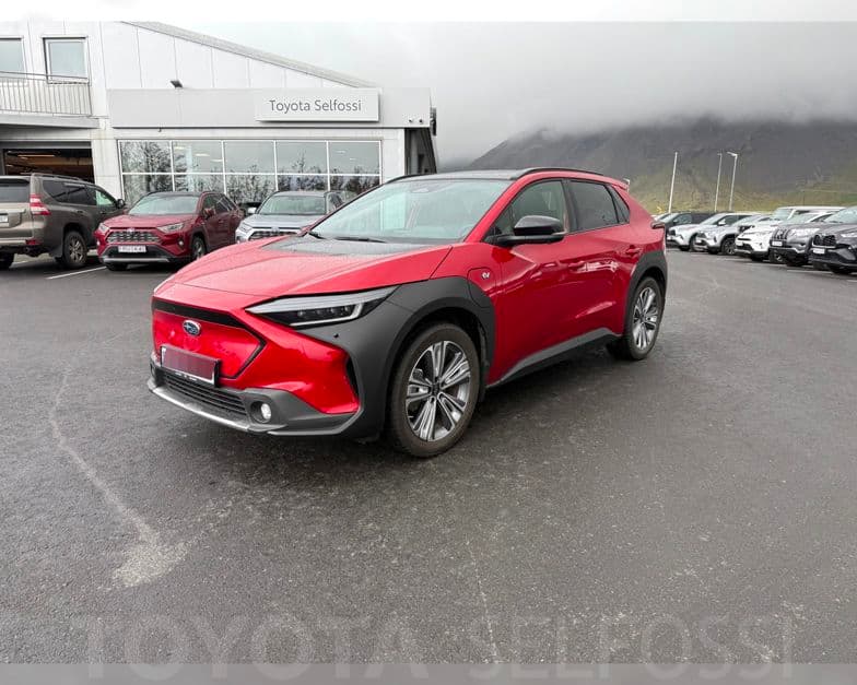 2023 Subaru Solterra LUX