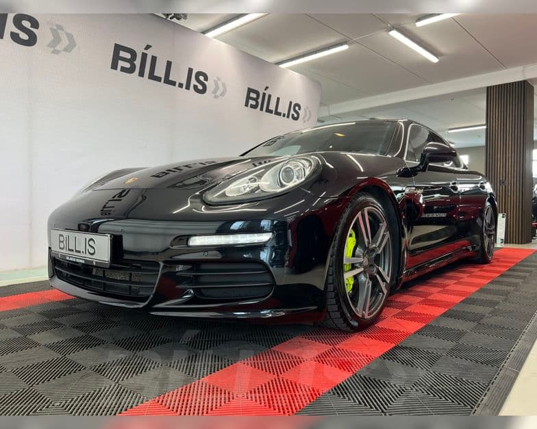 2015 Porsche Panamera S E-Hybrid